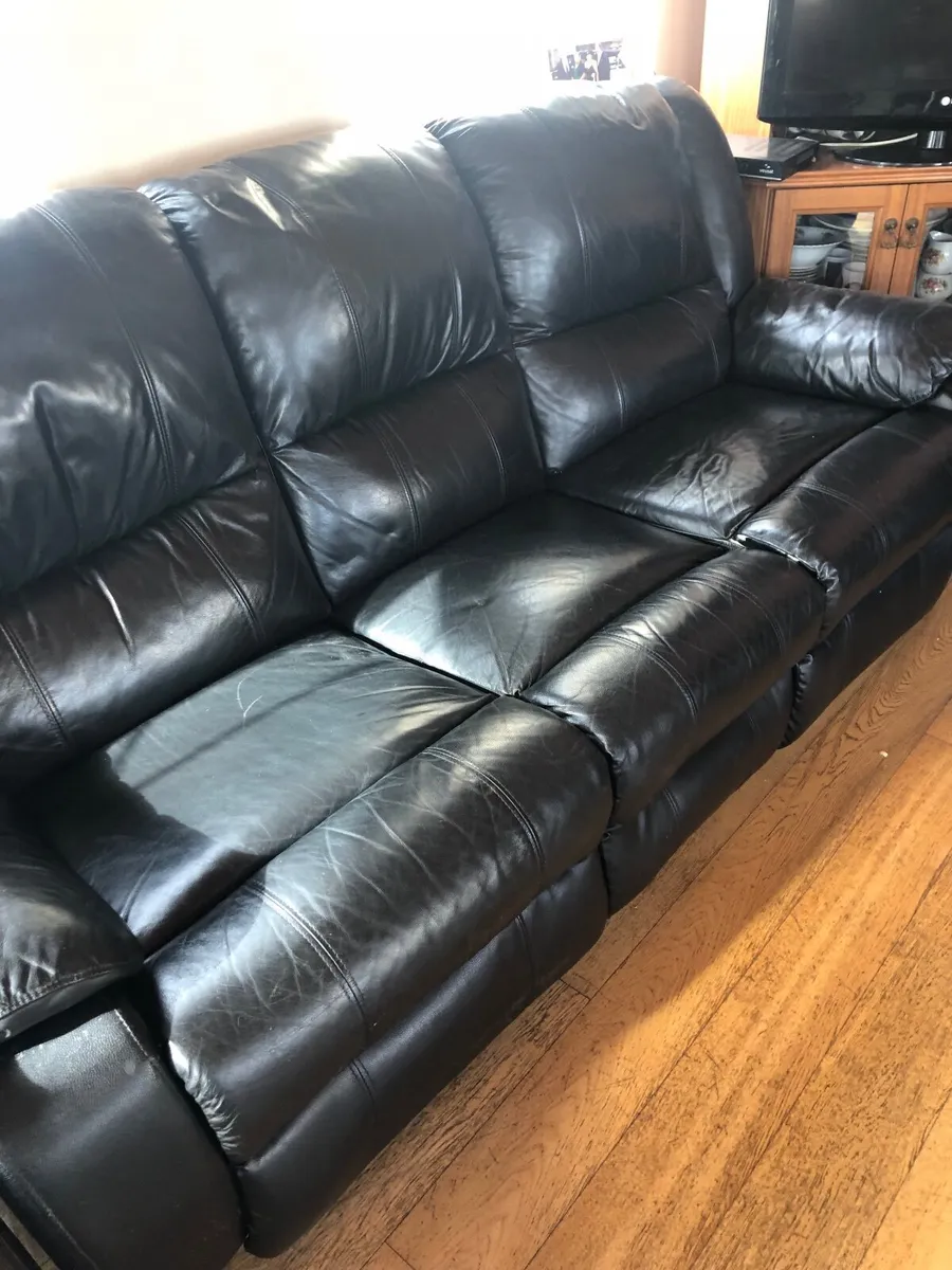 3 piece recliner - Image 3