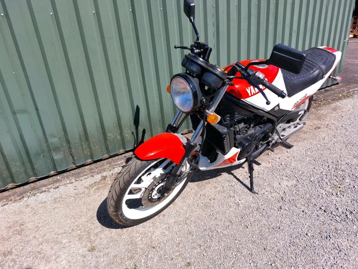 1986 Yamaha RZ250R YPVS - Image 4