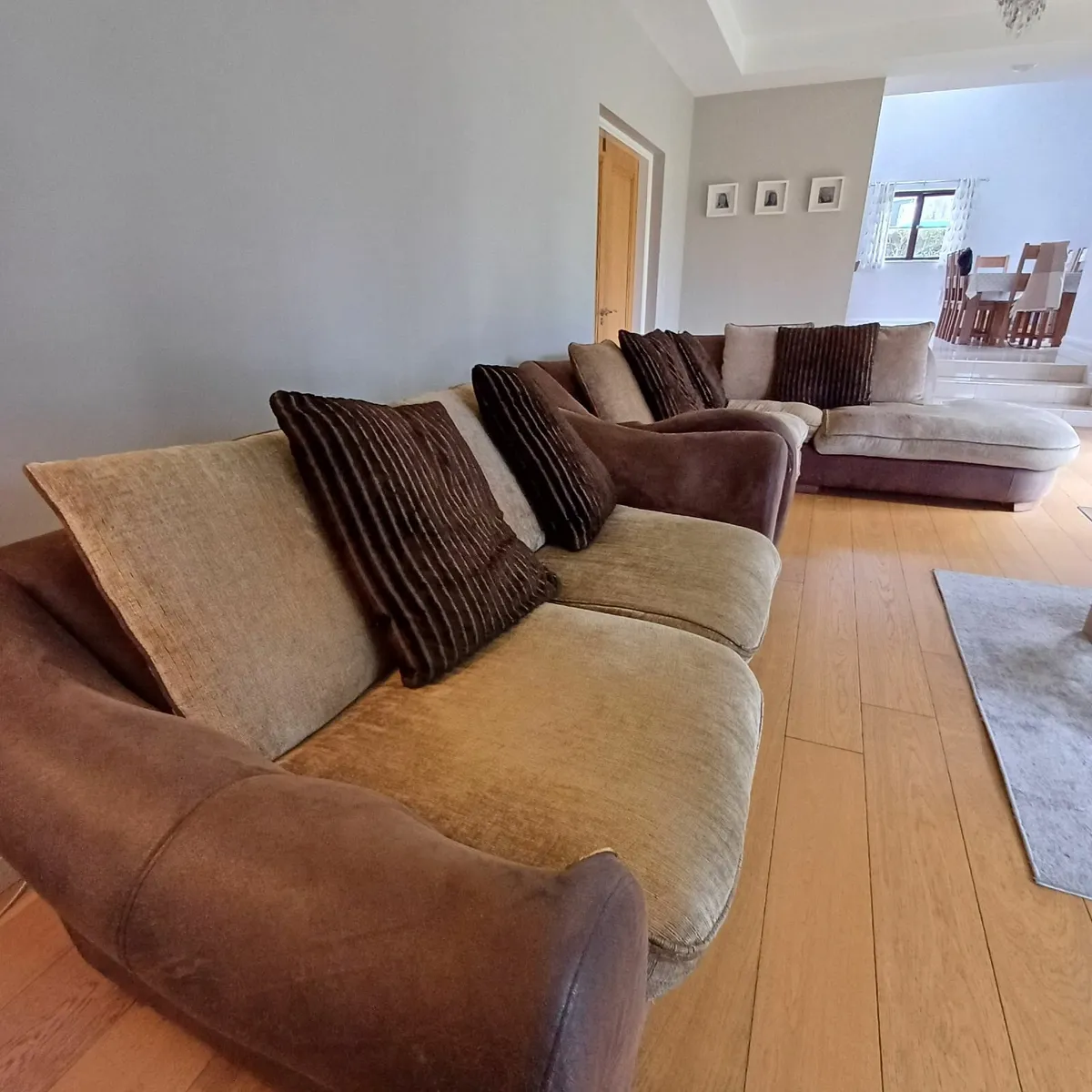 Couch - Image 1