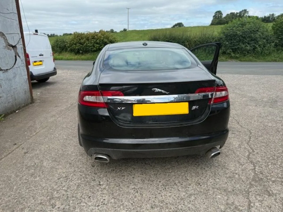 2010 JAGUAR XF 3.0L-D - Image 3
