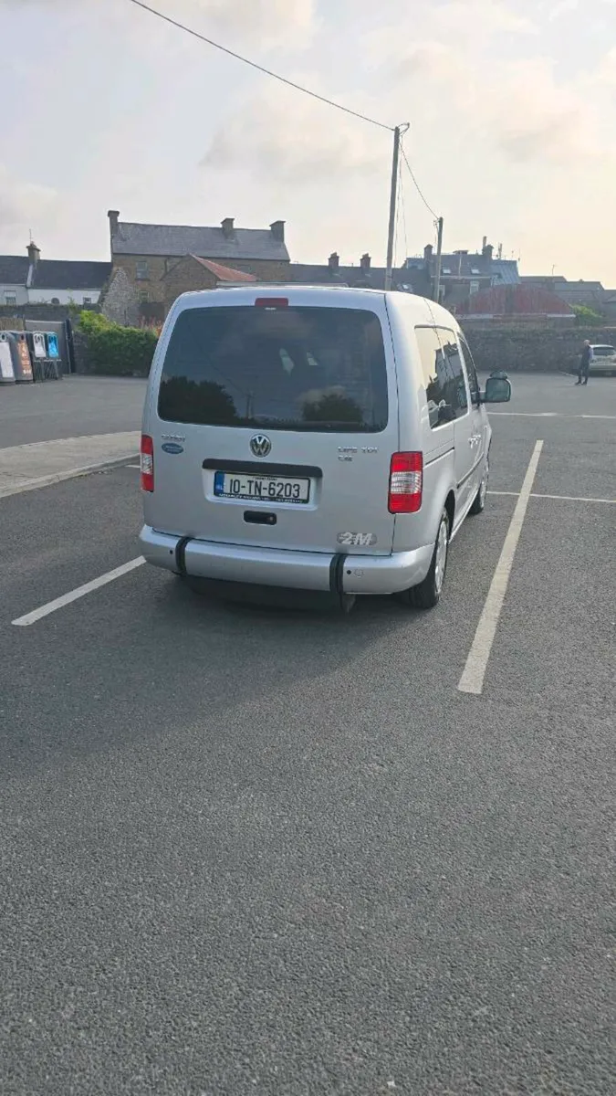 wheelchair accessible volkswagon caddy 1.9 diesel - Image 2