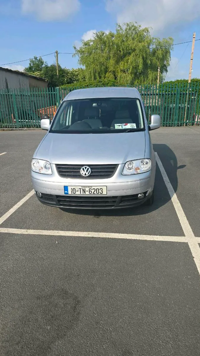 wheelchair accessible volkswagon caddy 1.9 diesel - Image 4