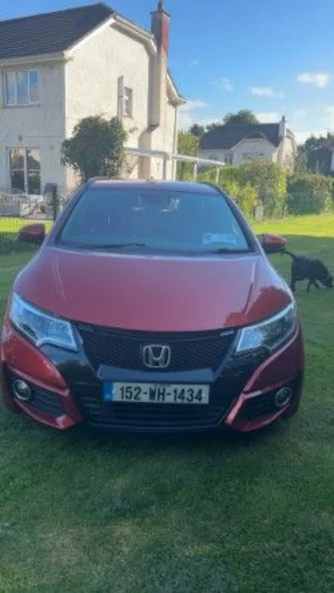 Honda Civic 2015 - Image 2
