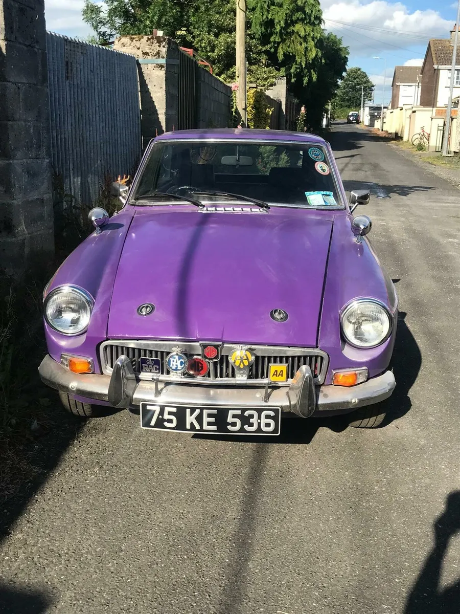 Car - Image 2