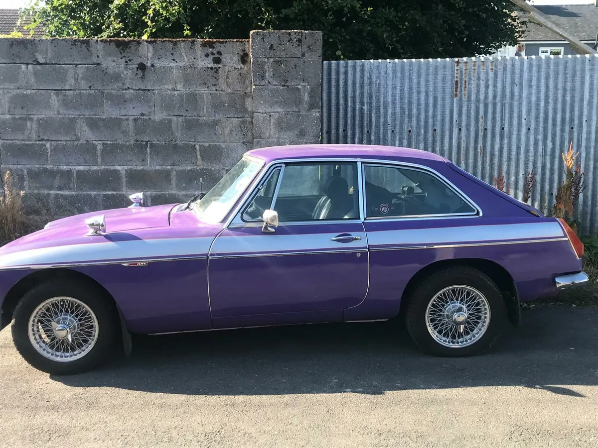 Car - Image 1