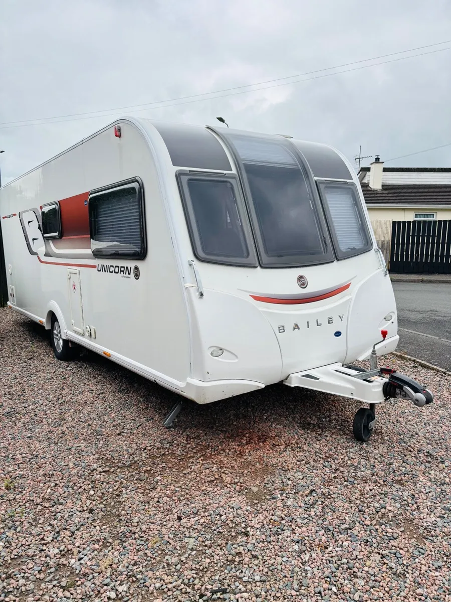 Touring caravan - Image 3