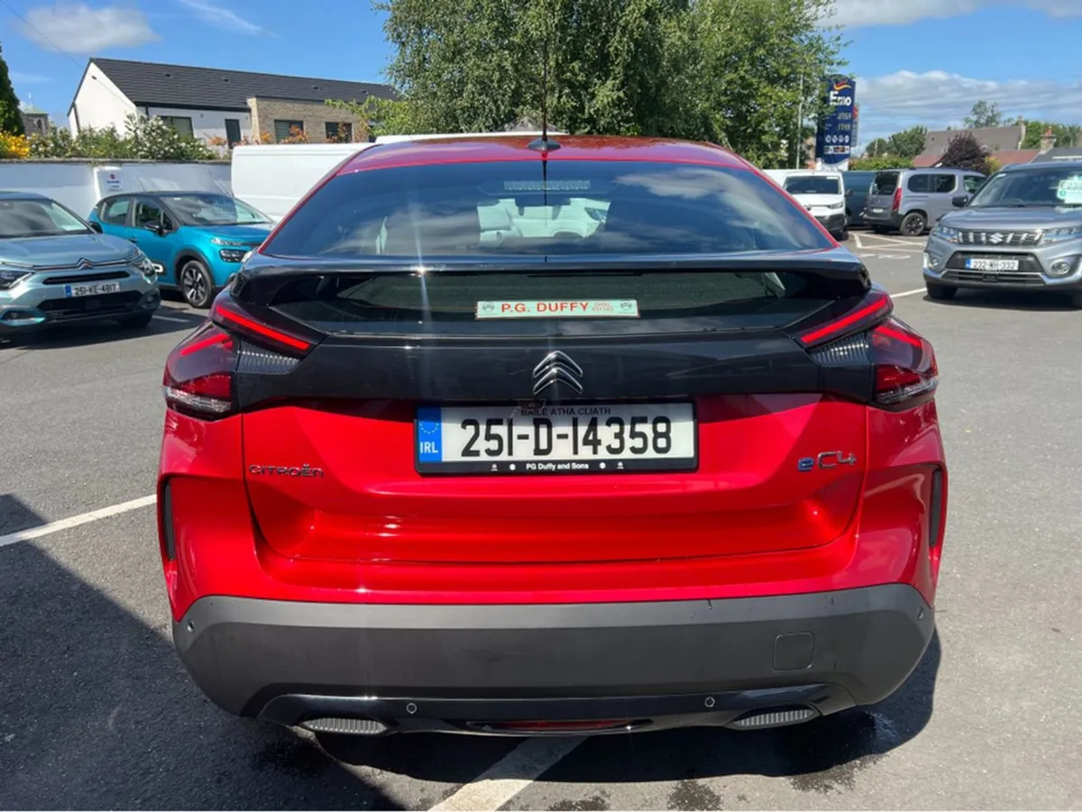 Citroen C4 Efeel Pack 50kwh 136BHP My26 - Image 4