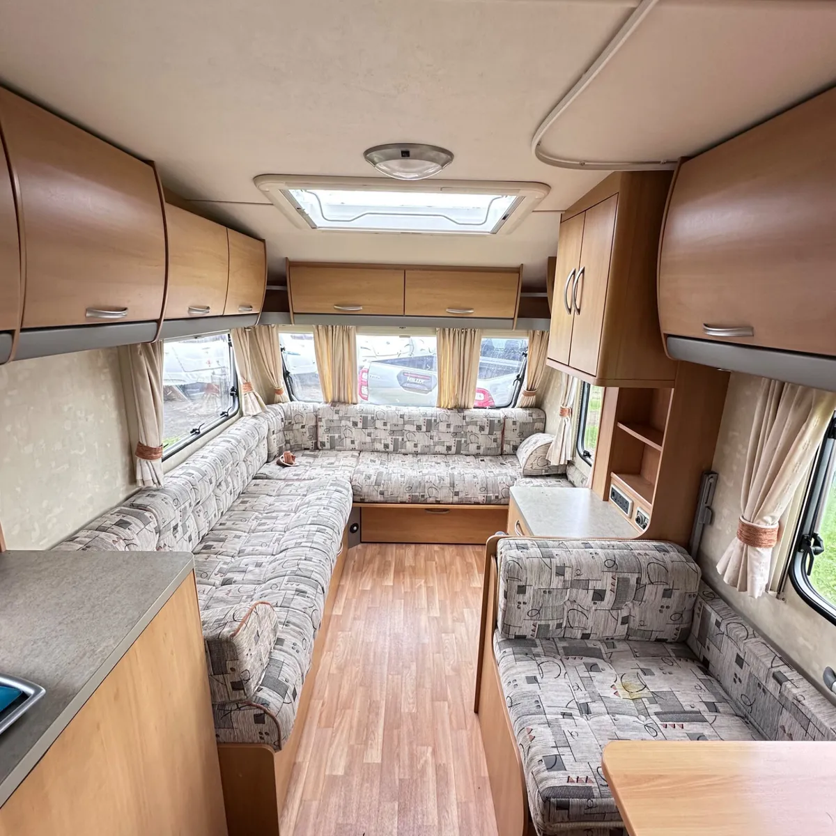 ✨BARGAIN SWIFT BRIDGEMERE 4 BERTH✨ - Image 3
