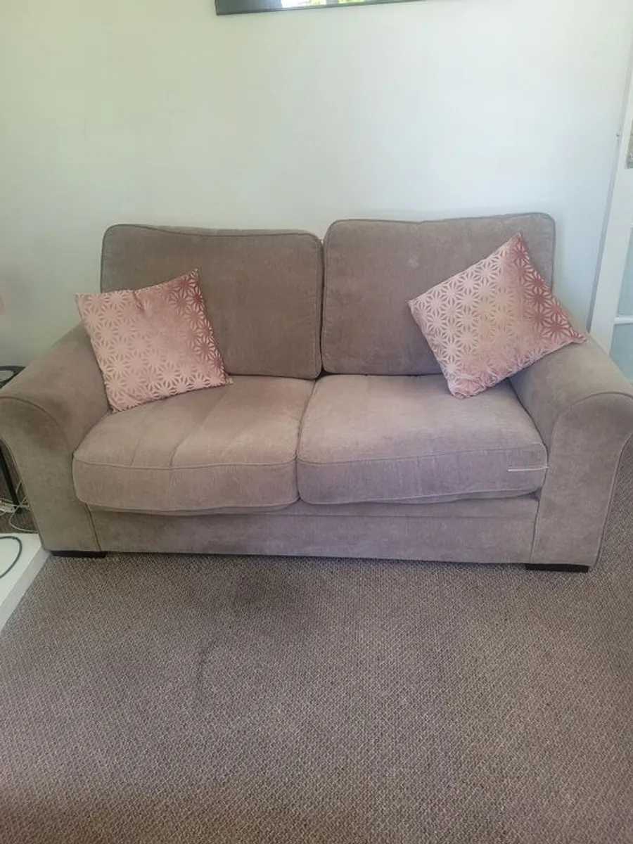 sofa - Image 1