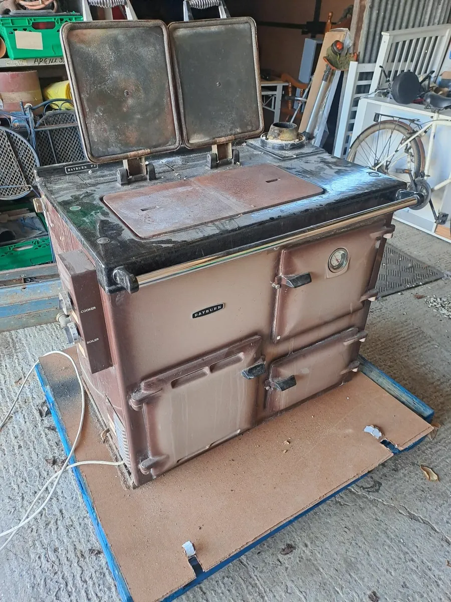 Rayburn oil fired range - Image 2
