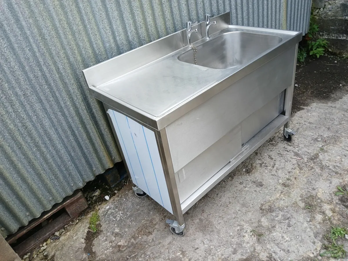 Stainless steel cabbinet /sink on wheels - Image 2