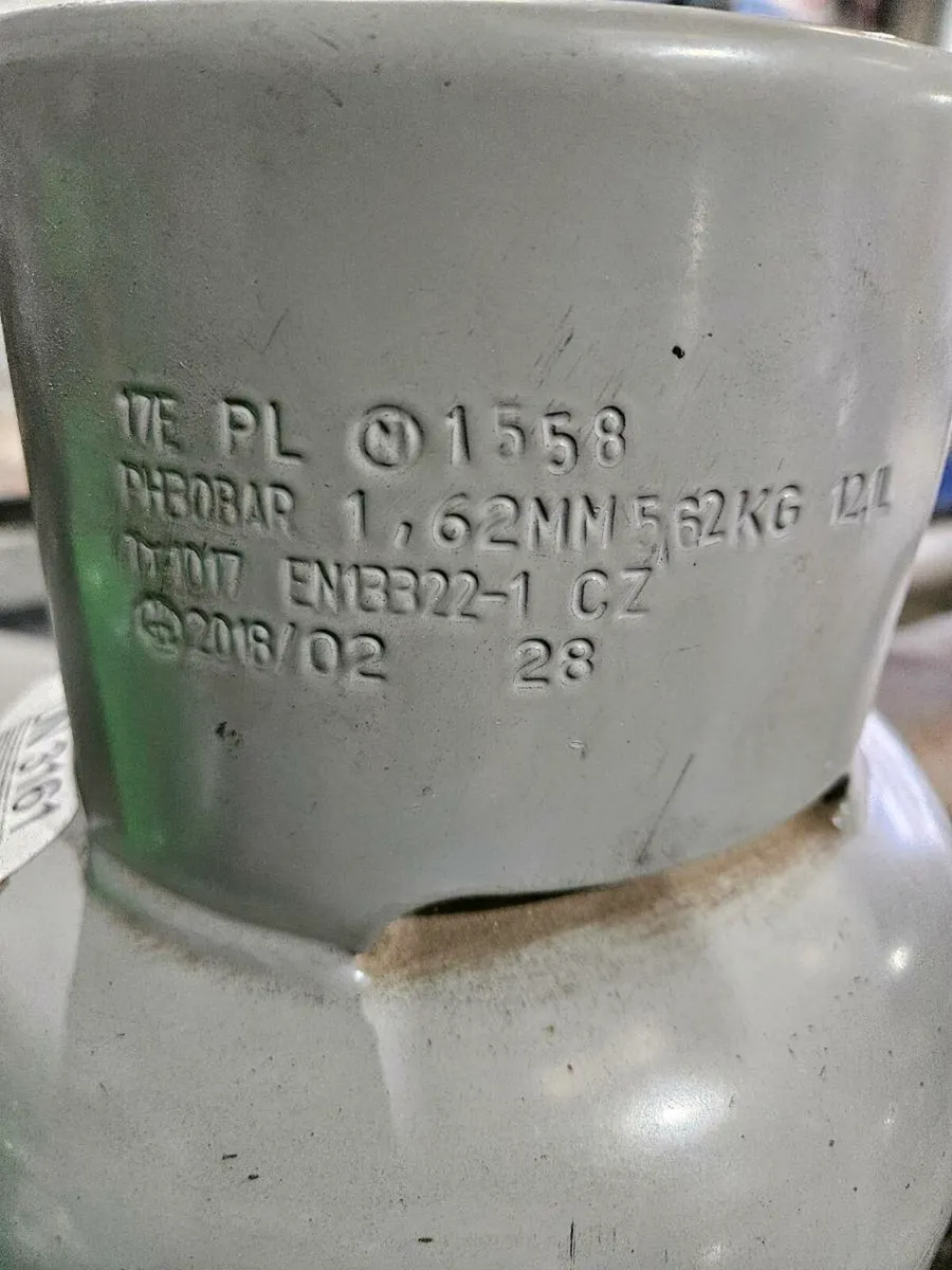 Empty bottle for A/C gas - Image 4