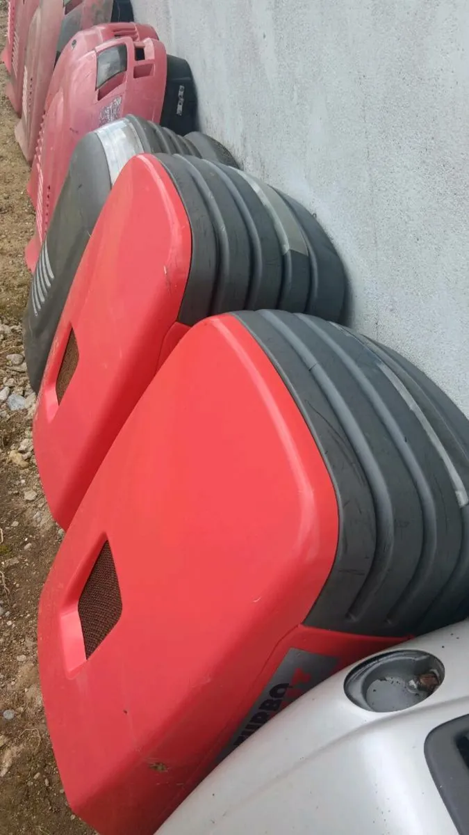 Ride on mowers breaking for parts - Image 4