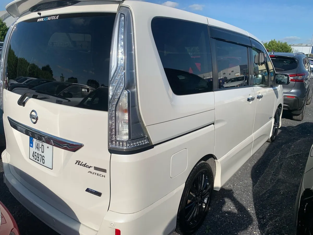 2014 Nissan Serena hybrid, Nctd 4/26, tax 8/25 - Image 4
