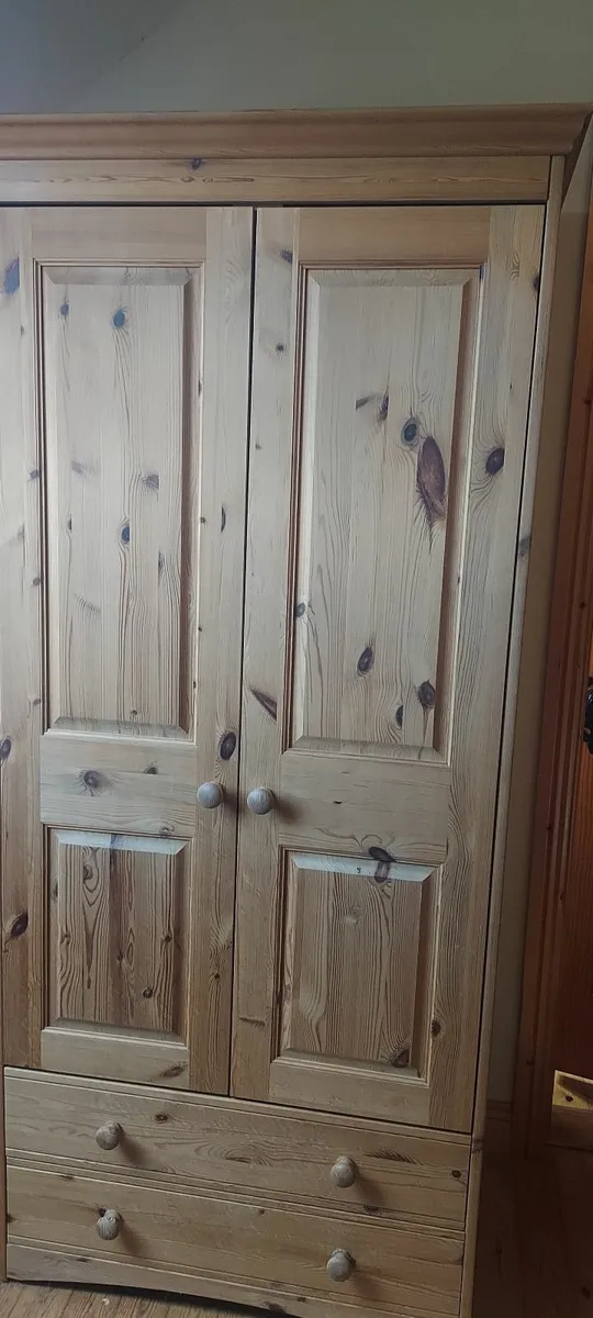 Wardrobes - Image 2