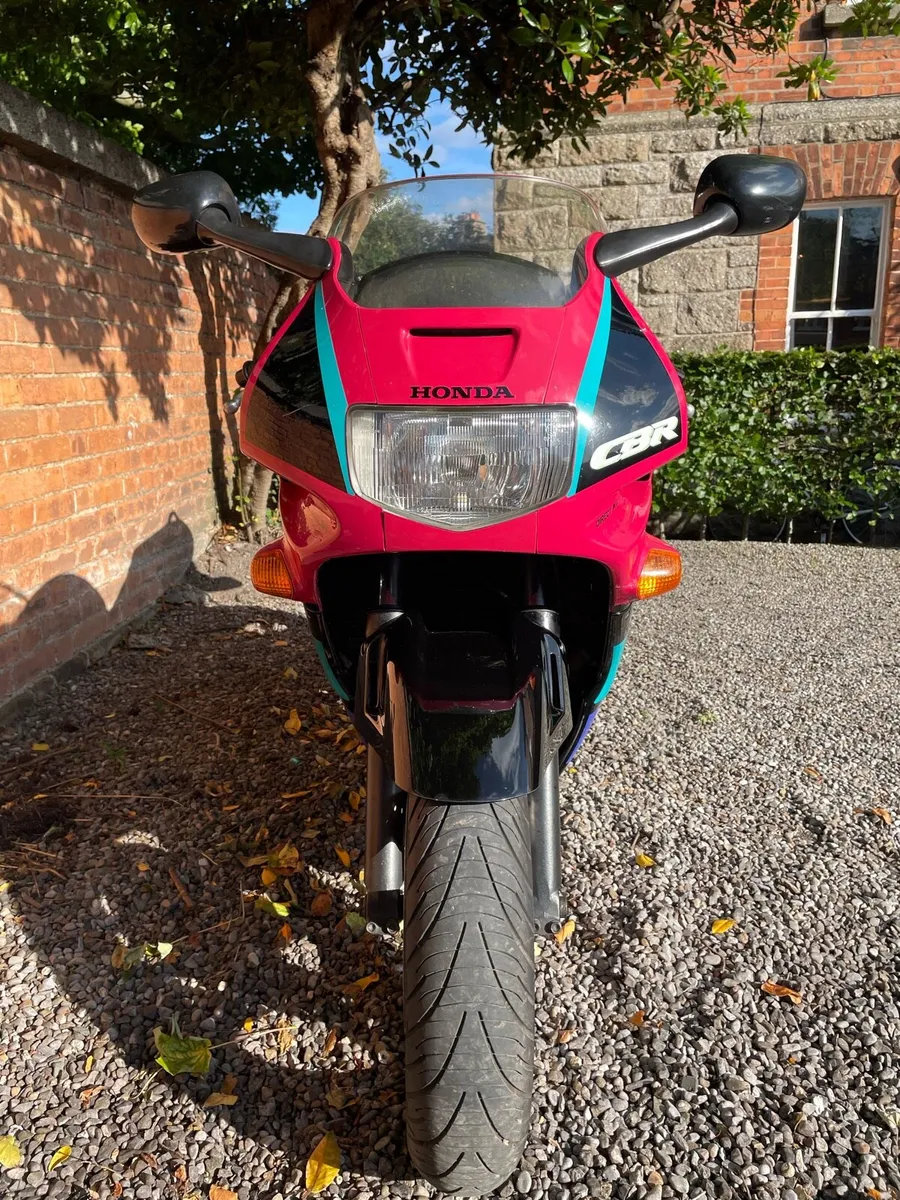 CBR 600 F2 - Image 2