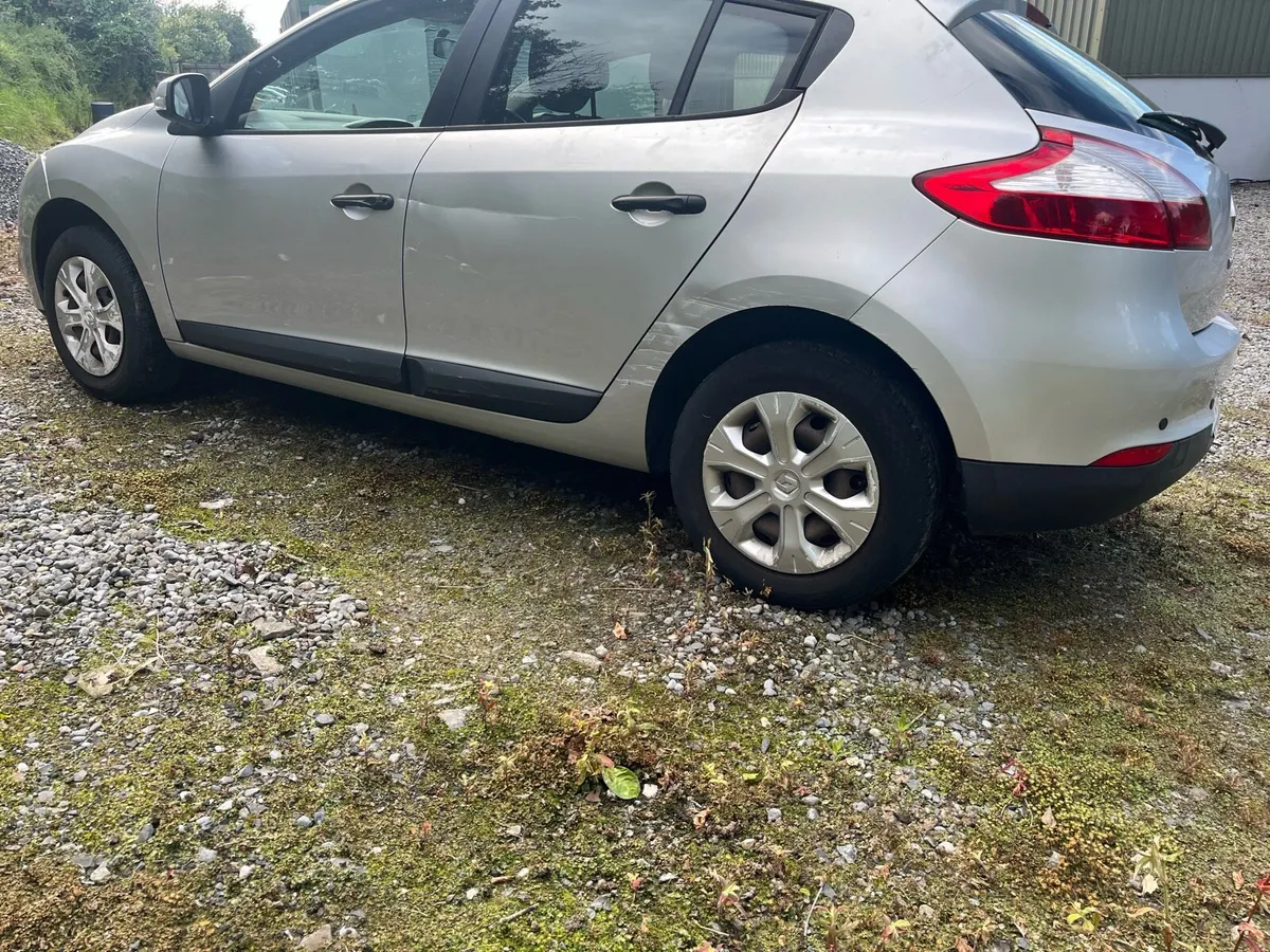 Renault Megane  5 door 1.5 DCI - Image 3