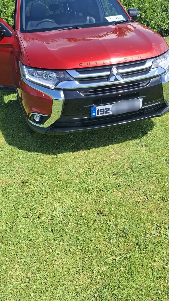 Mitsubishi Outlander Blackline - Image 1