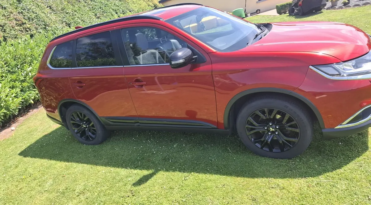 Mitsubishi Outlander Blackline - Image 2