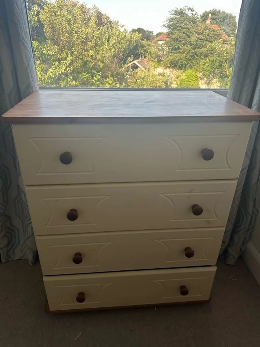 Chest of drawers - Image 1