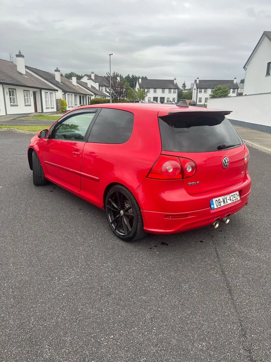 08 Gt Golf - Image 1