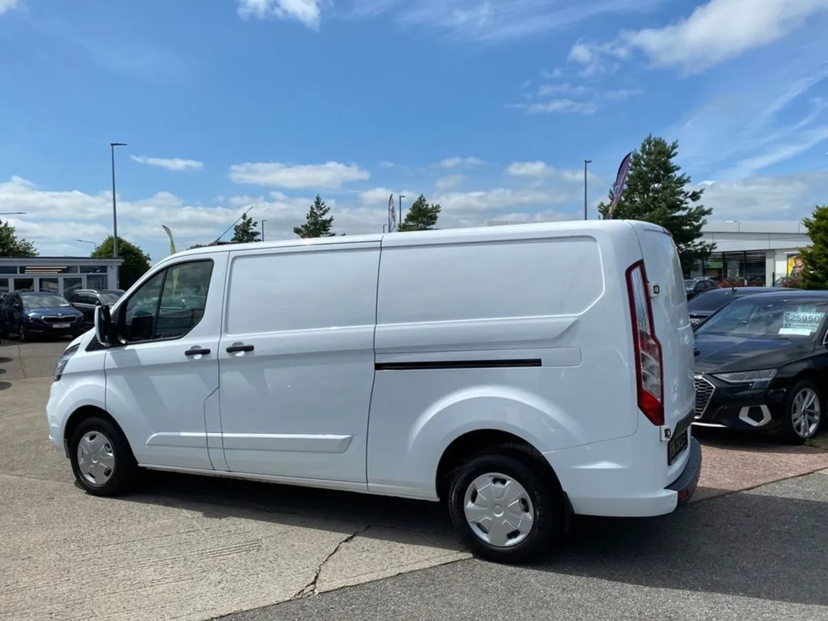 Ford Transit Custom 300 Trend P/V Ecoblue - Image 3