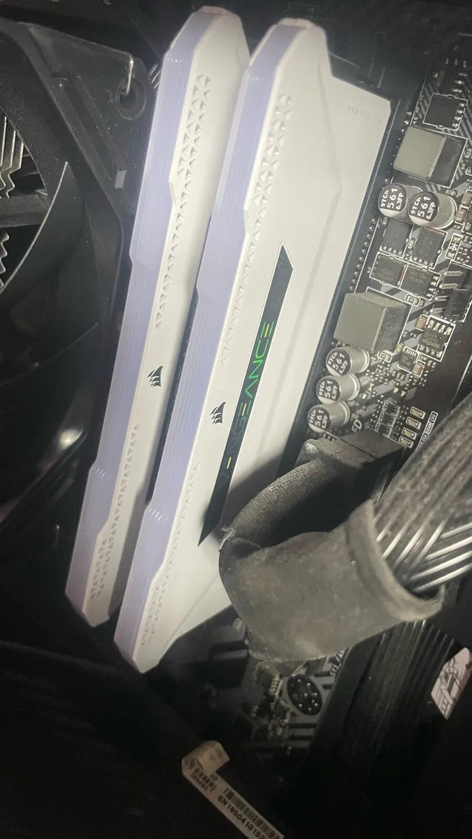 Pc ryzen 5, gtx1660,32gb ddr, very good to games - Image 2