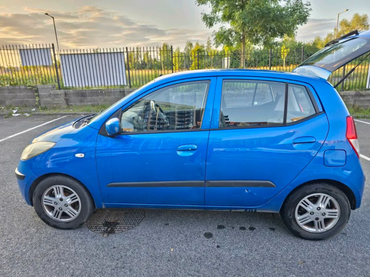 Hyundai i10 - Image 2