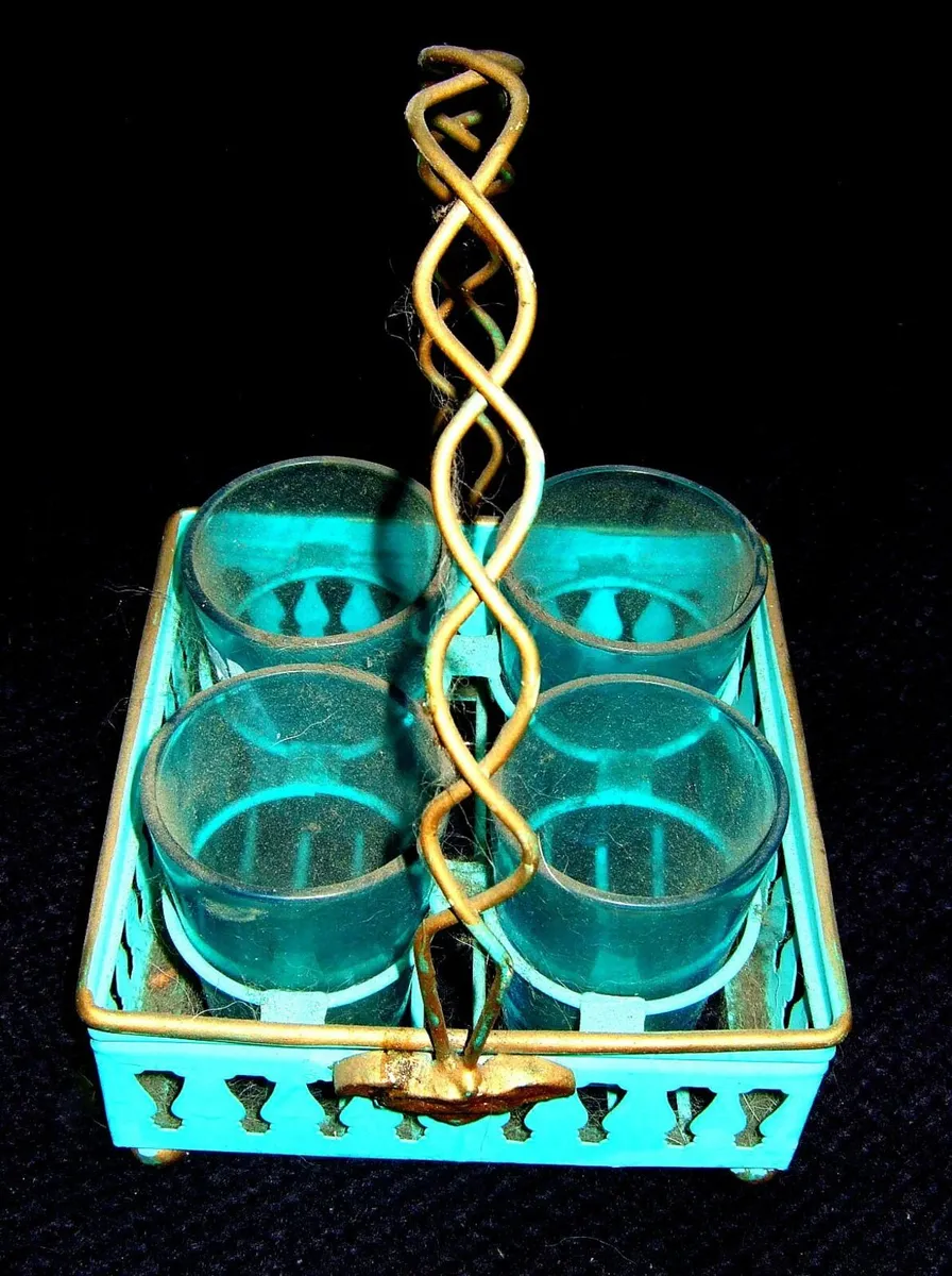 Vintage Shot Glasses & Caddy - Image 4