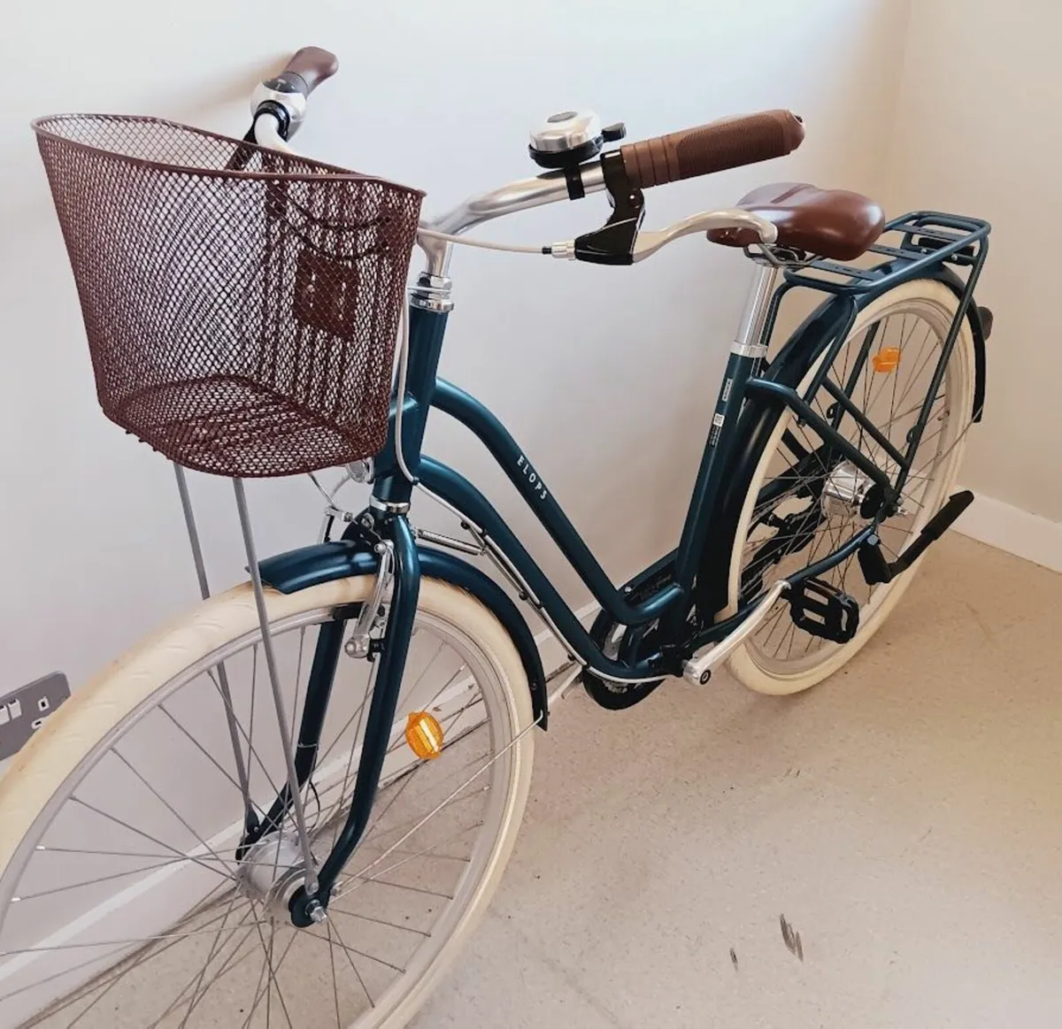 Ladies Low Frame Elops  City Bike brand new - Image 1