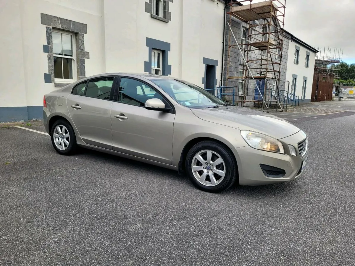 2012 VOLVO S60 D2 NCT/TAXED UNTIL 2/26. - Image 1