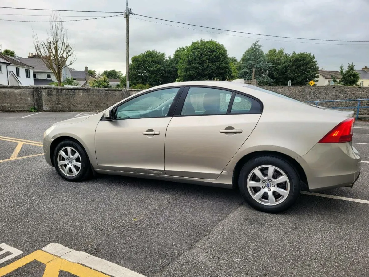 2012 VOLVO S60 D2 NCT/TAXED UNTIL 2/26. - Image 4