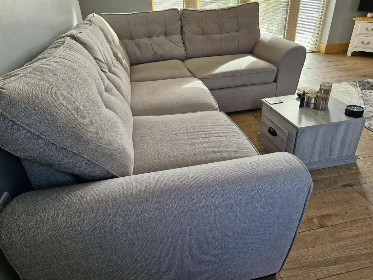 Sofa - Image 2