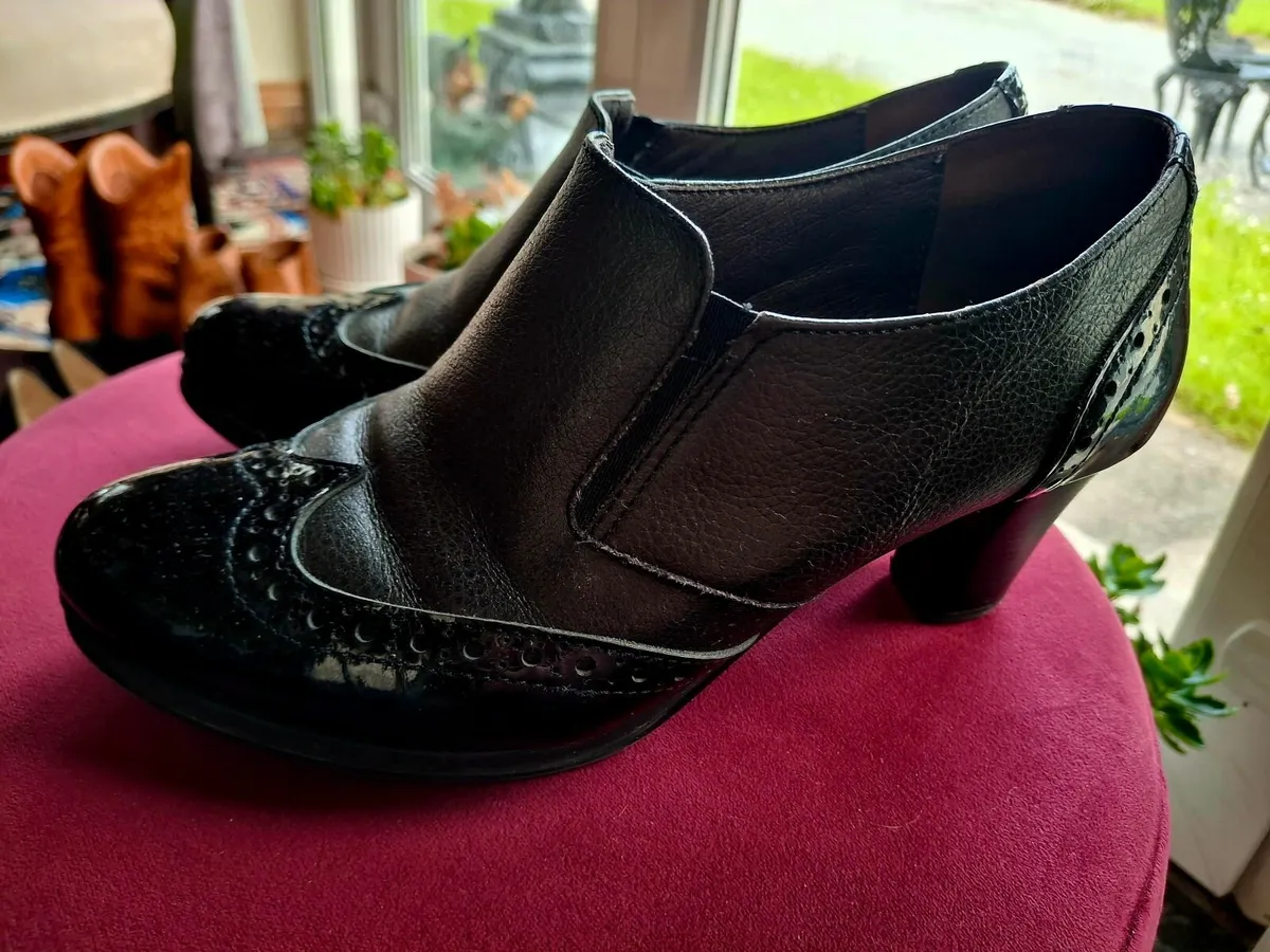 Quality leather painting ≤ather shoes - Image 1