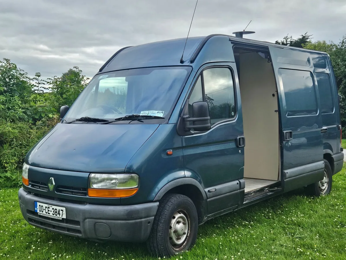 00 Renault Master Campervan - Image 2