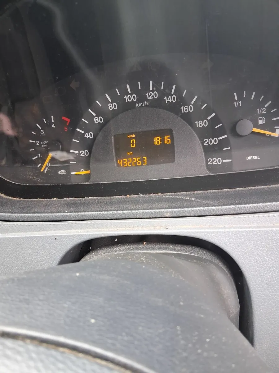 Mercedes-Benz Vito 2005 - Image 2