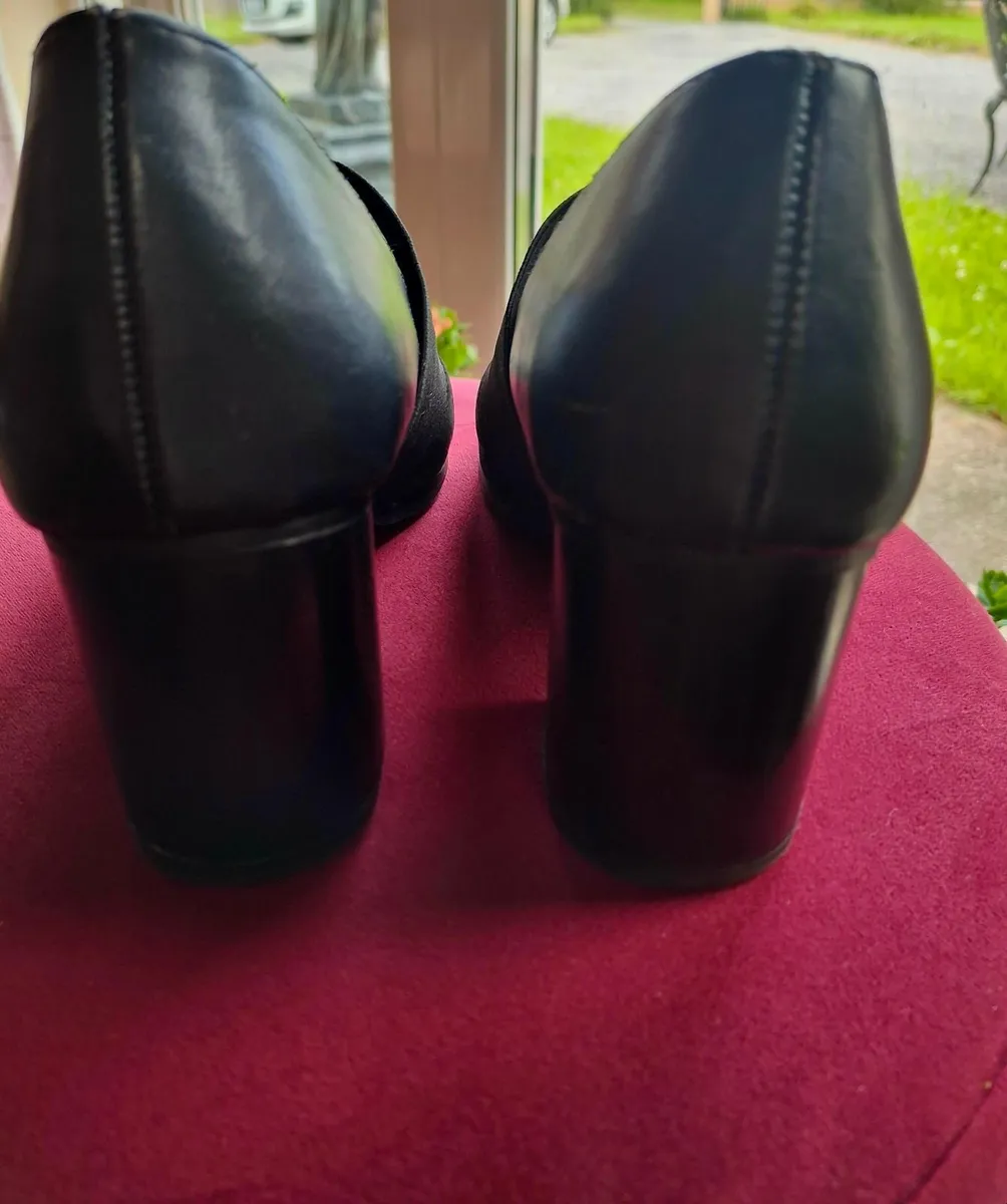 Suede black≤ather shoes - Image 2