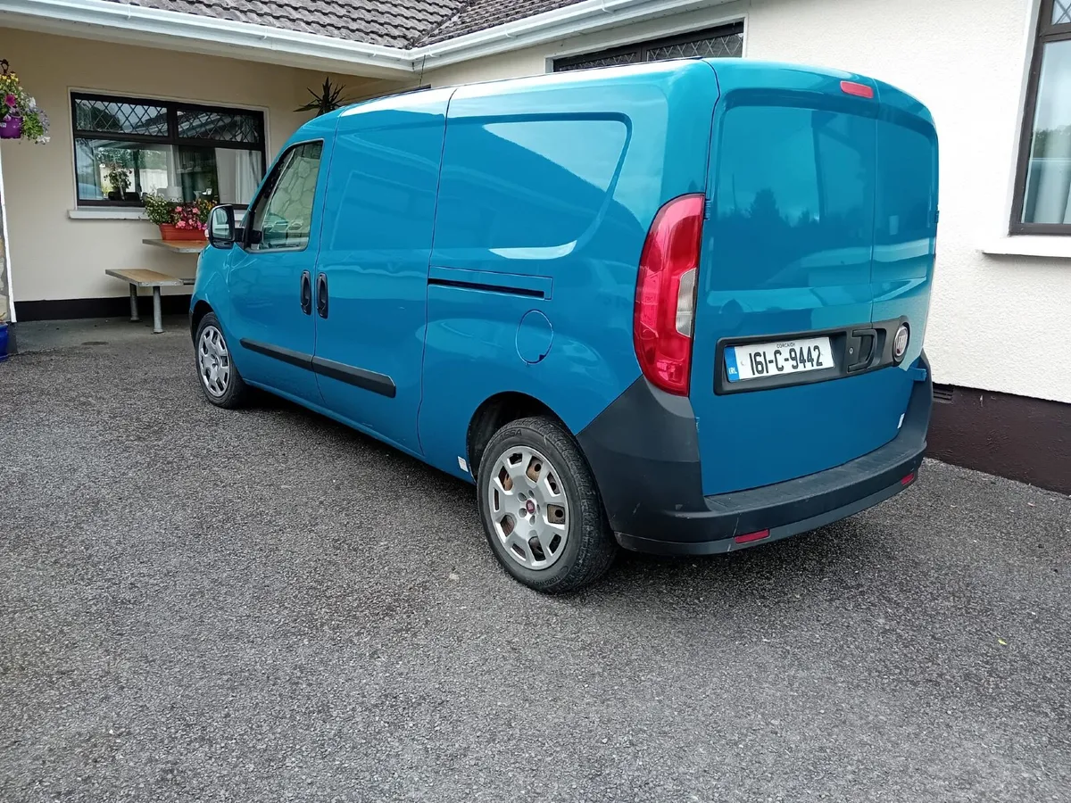2016 Fiat Doblo Maxi Cargo - Image 3