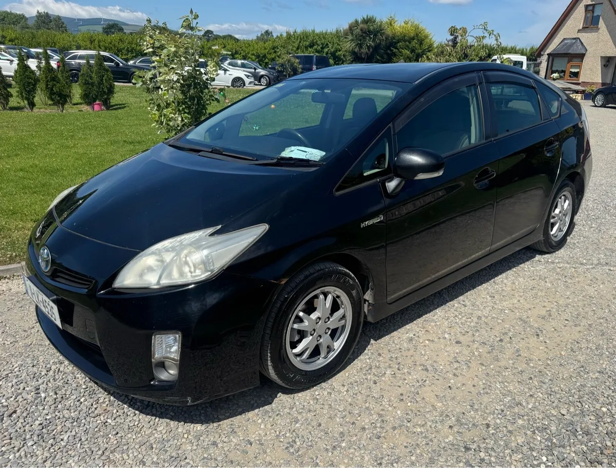 Toyota Prius - Image 2