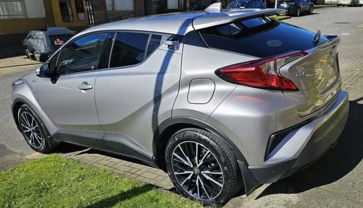 2018 Toyota C-HR Sol Low mileage - Image 2