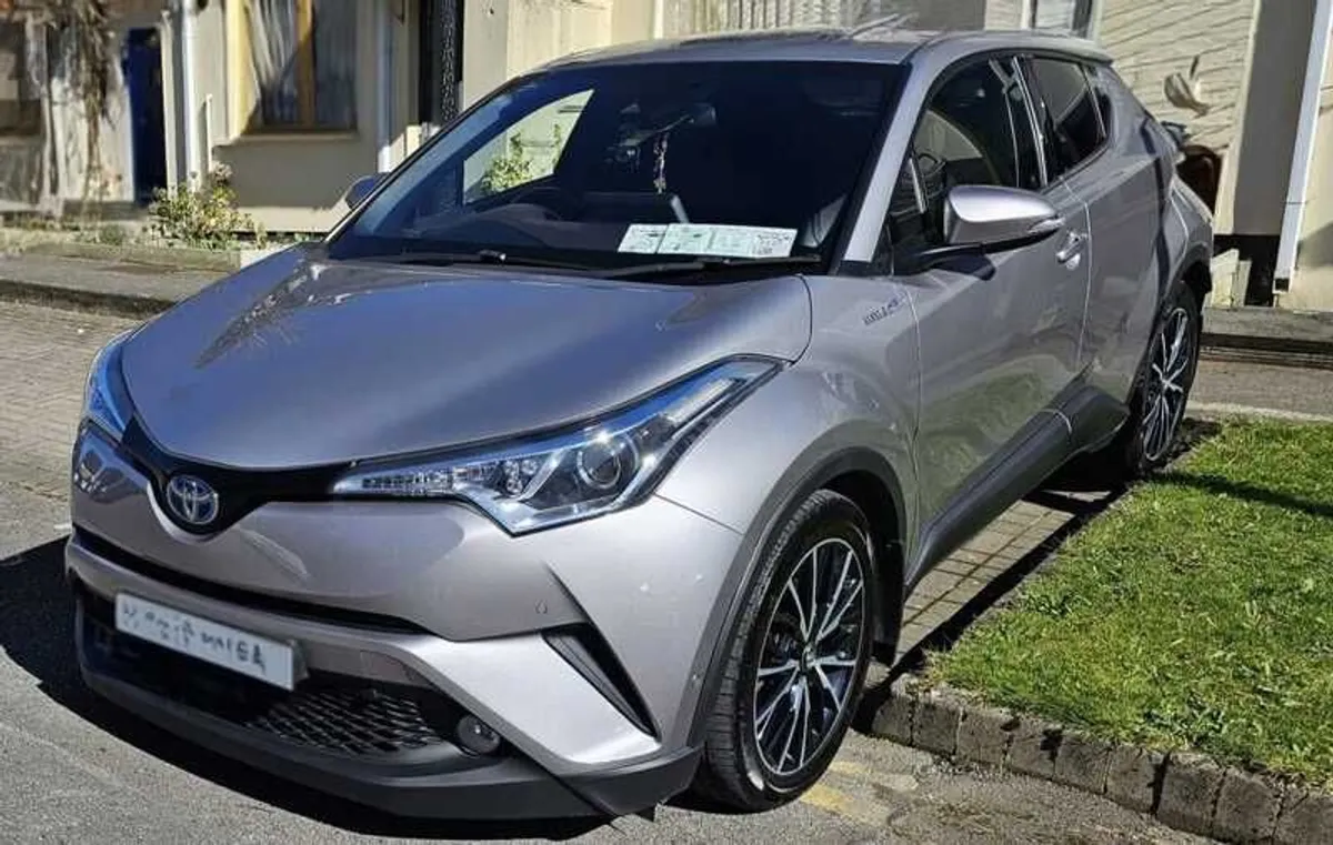 2018 Toyota C-HR Sol Low mileage - Image 3
