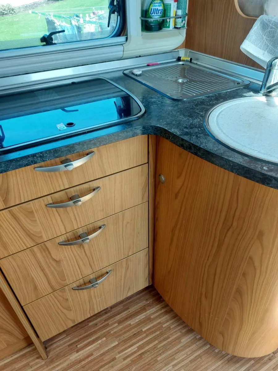 Camper Van Burstner - Image 4