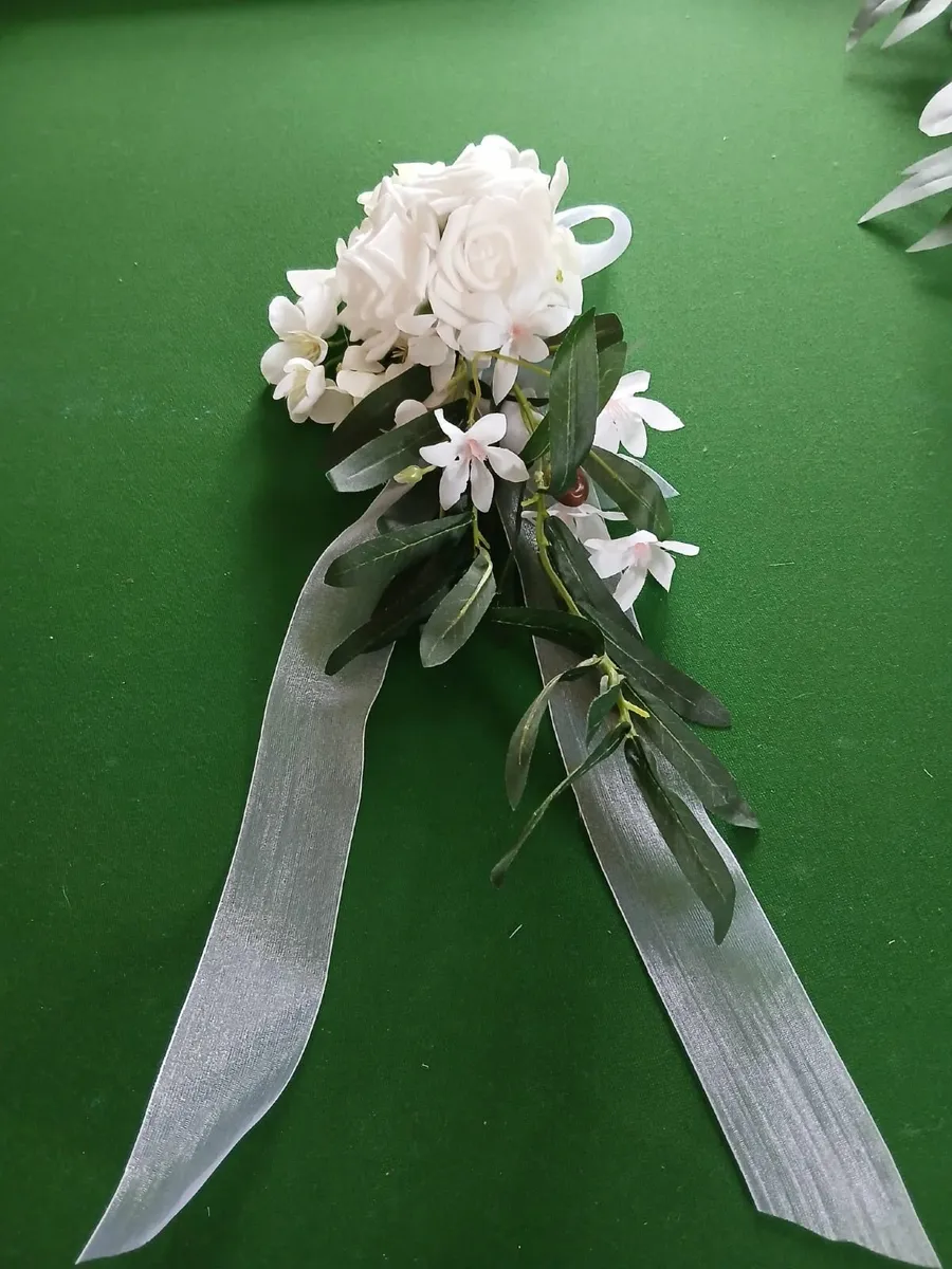Wedding Pew Ends & Table Centerpieces - Image 2