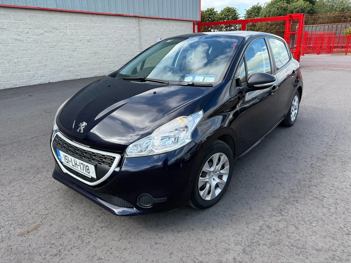 2015 Peugeot 208 - Image 1