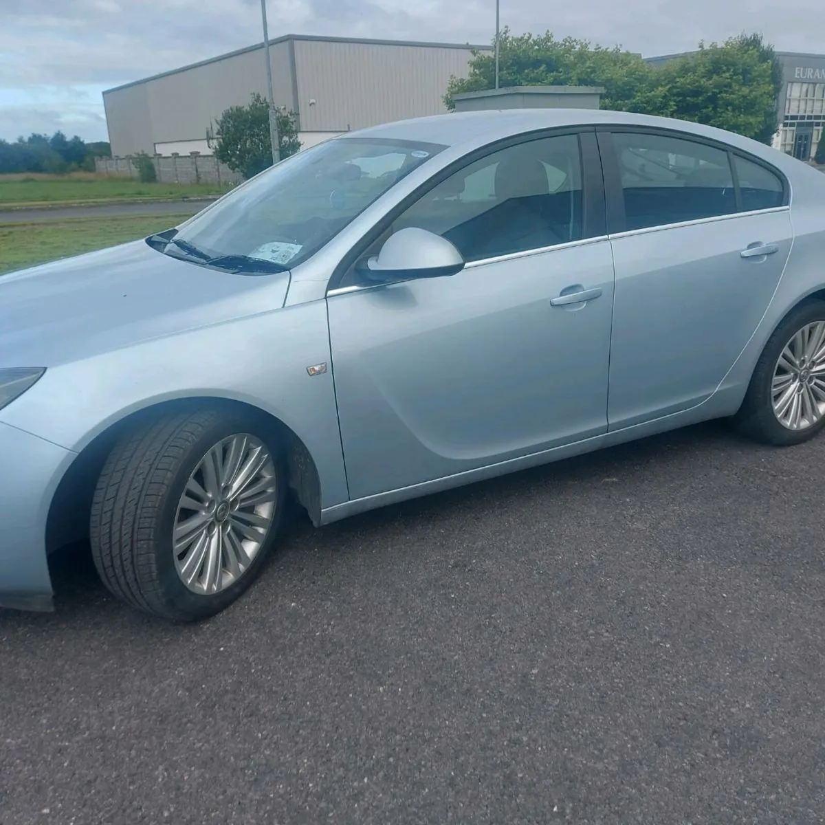 Car - Image 4