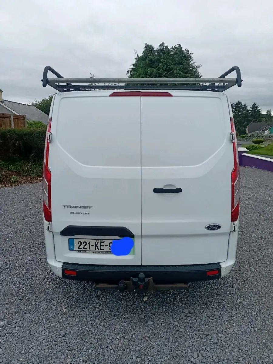 Van - Image 2