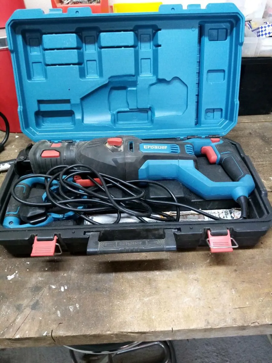Reciprocating saw - Image 1