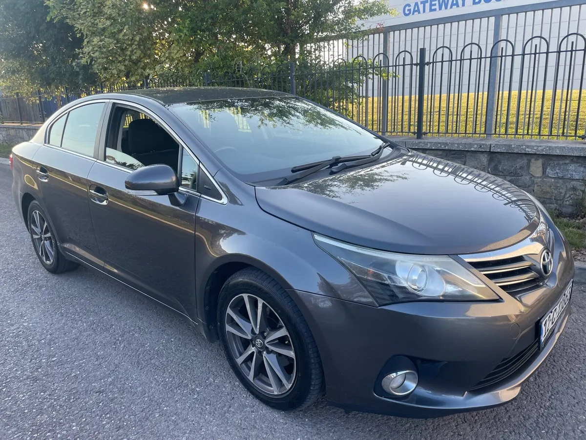 Toyota Avensis - Image 2