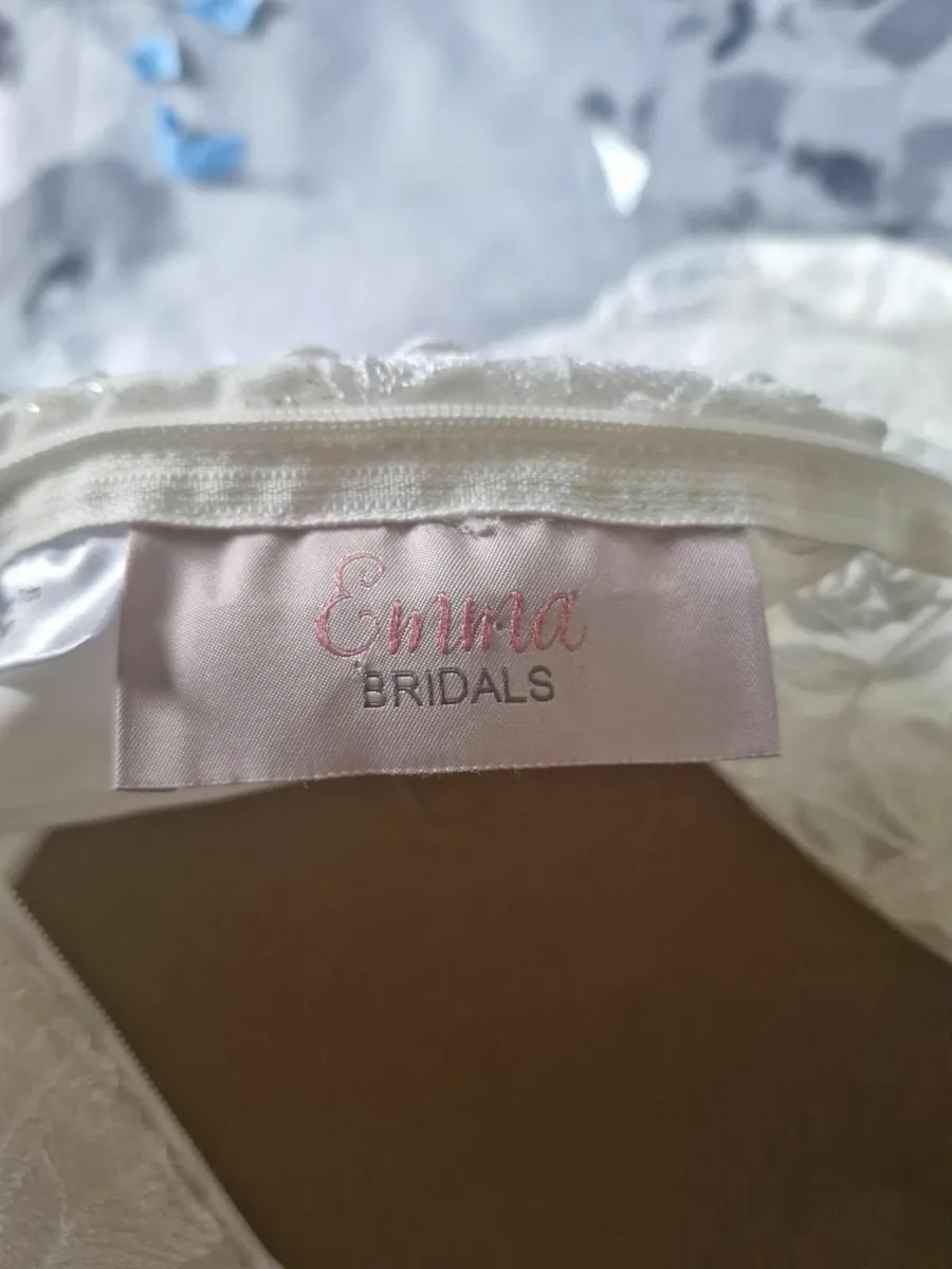 Wedding dress - Image 1