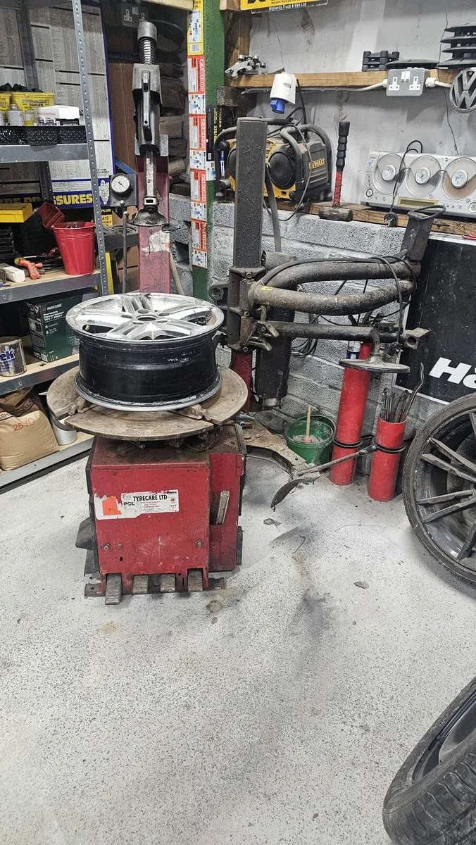 Car Tyre Machine - Image 2